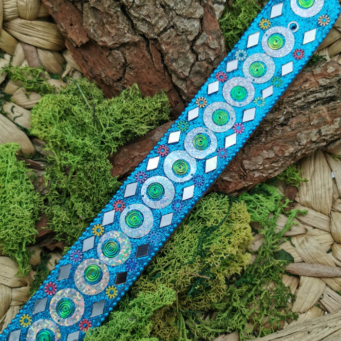 Räucherstäbchenhalter aus Holz "blau - verziert"